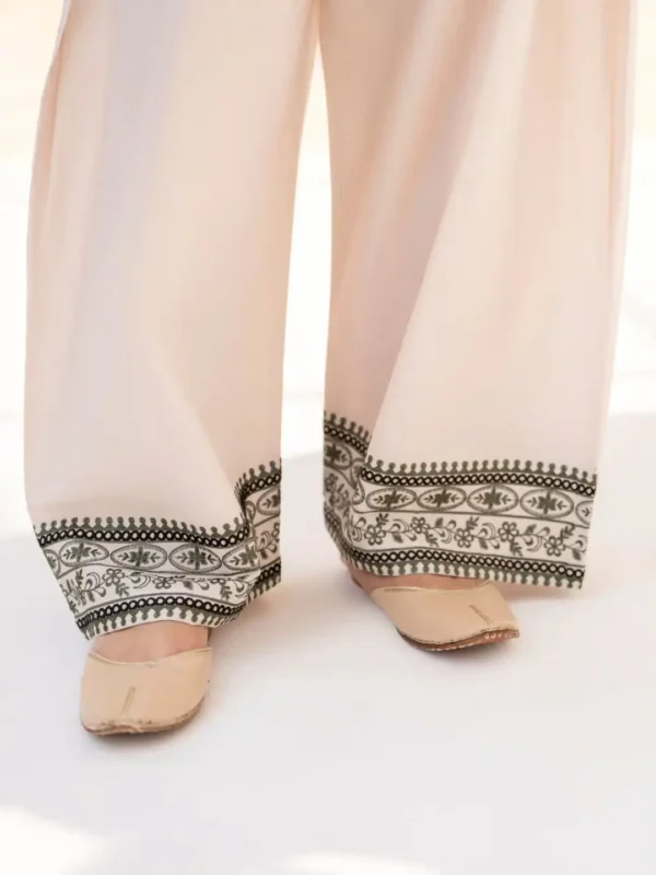 3 Pcs Women's Stitched Cotton Embroidered Suit