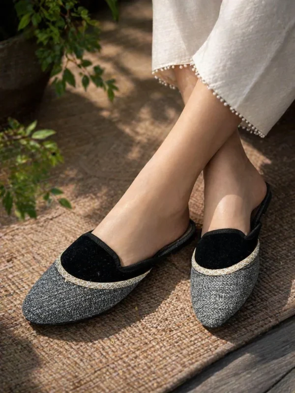 Elegant Black Flat Mules for Women